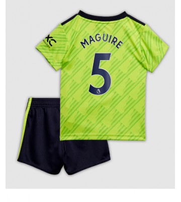 Manchester United Harry Maguire #5 babykläder Tredje Tröja barn 2022-23 Korta ärmar (+ Korta byxor)